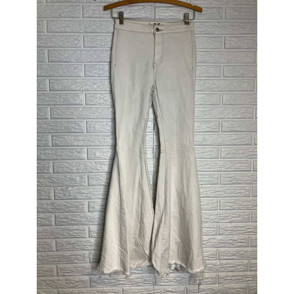 We the free white high rise flare jeans raw hem women's size 25 trendy modern